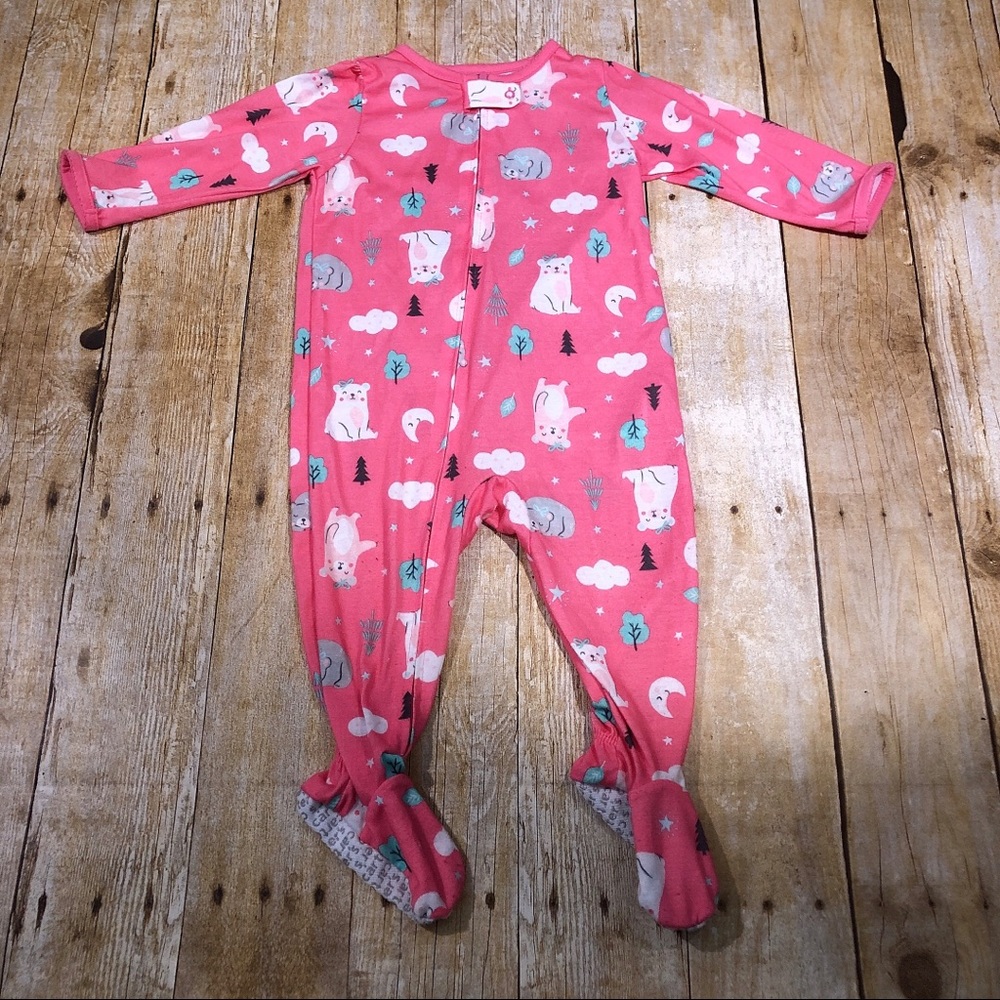 🔴Sold Carter’s 12 M pajamas